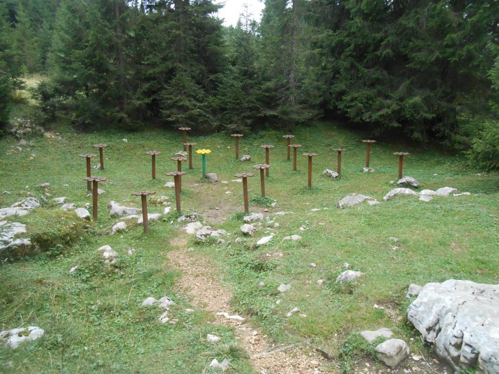 fiore vivo - il sentiero del silenzio - porta della memoria, Gallio, Asiago