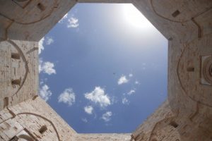 Castel del Monte, ottagono